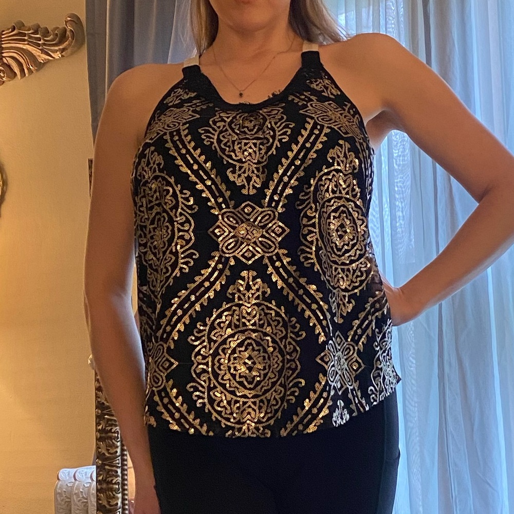 Black and gold sequin top NWT